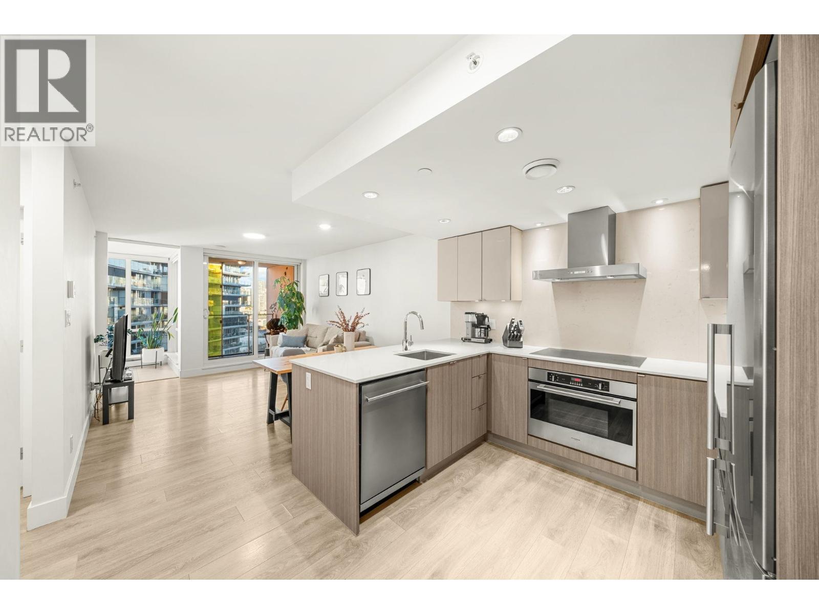 1201 1788 COLUMBIA STREET, Vancouver, British Columbia