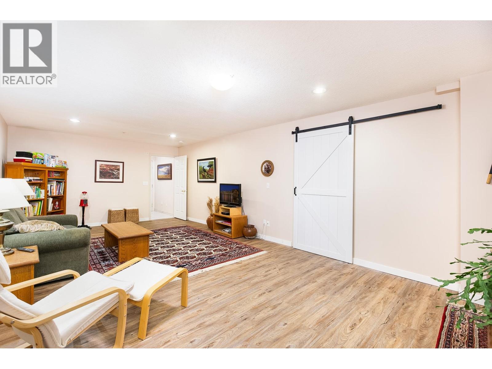 Th D 1133 E 29th Street, North Vancouver, British Columbia  V7K 1C3 - Photo 15 - R3058122
