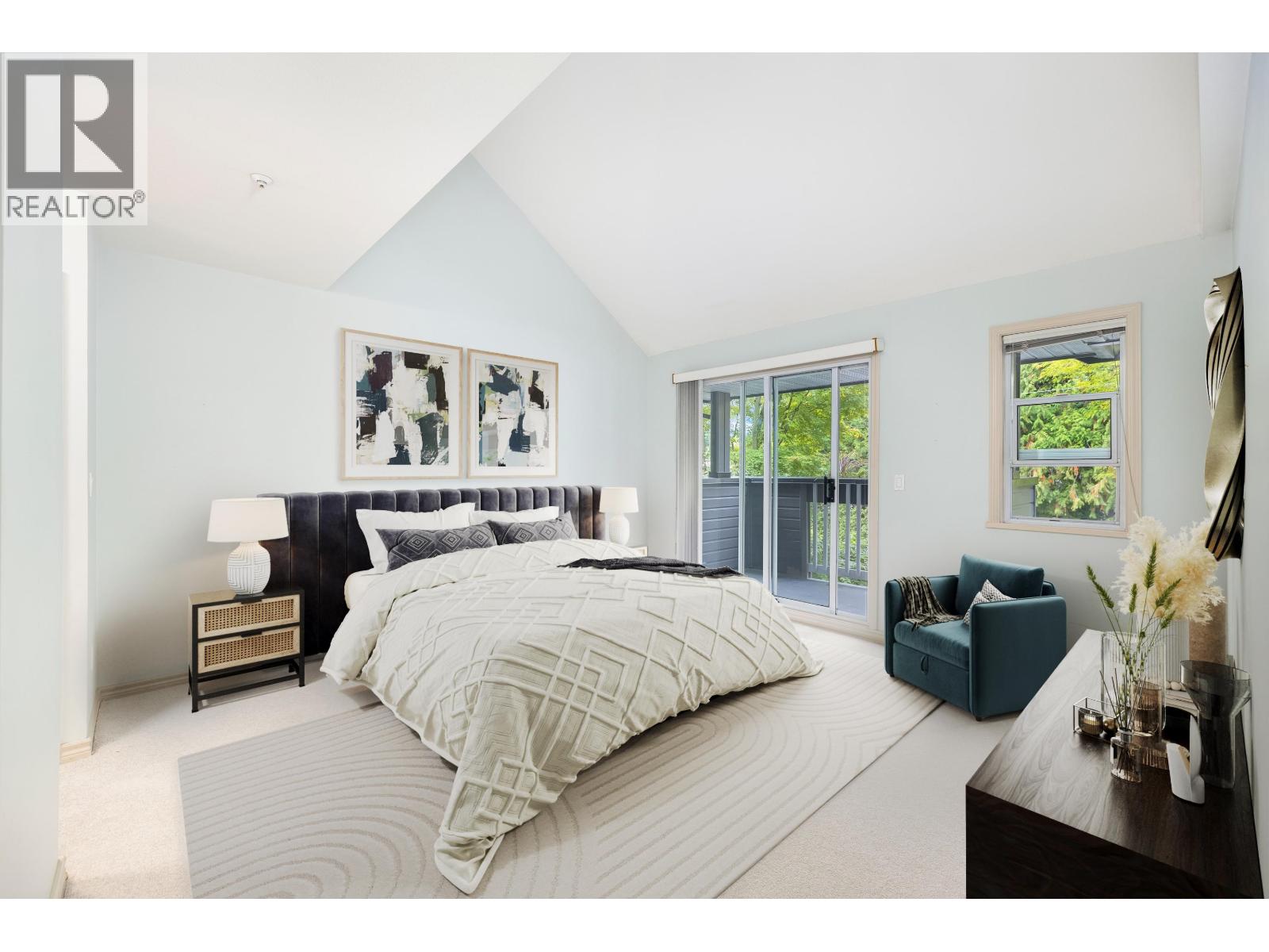 Th D 1133 E 29th Street, North Vancouver, British Columbia  V7K 1C3 - Photo 2 - R3058122
