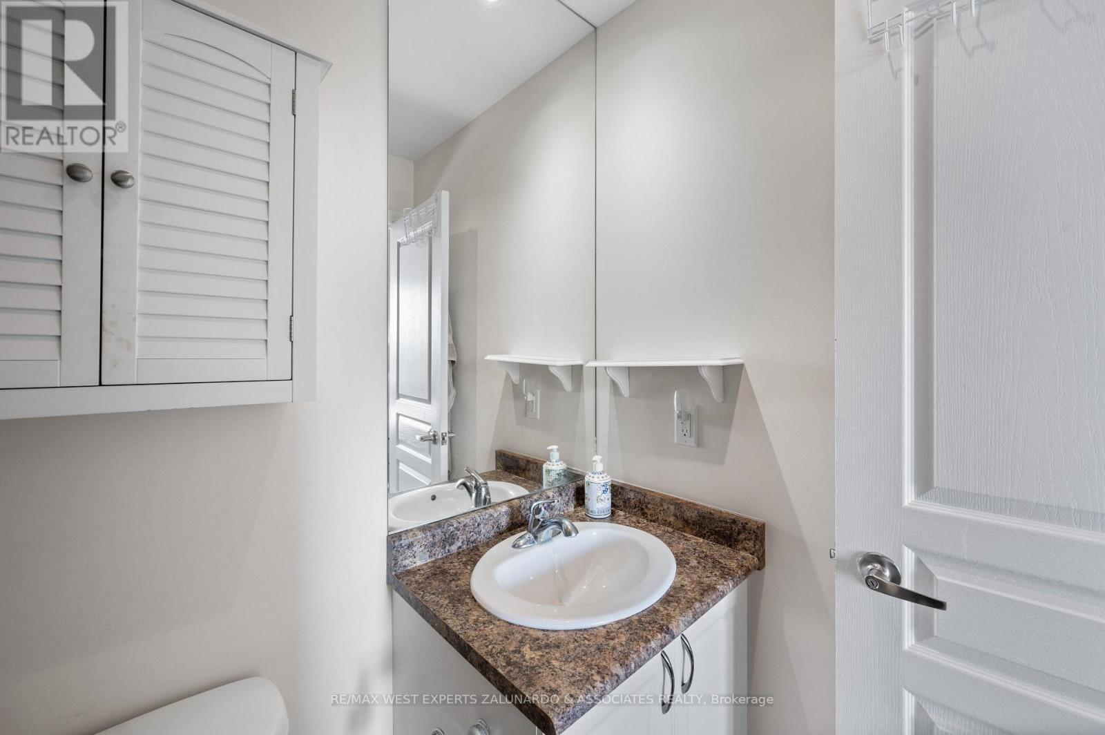 305 - 8 Brandy Lane Drive, Collingwood, Ontario  L9Y 0X4 - Photo 46 - S12461318