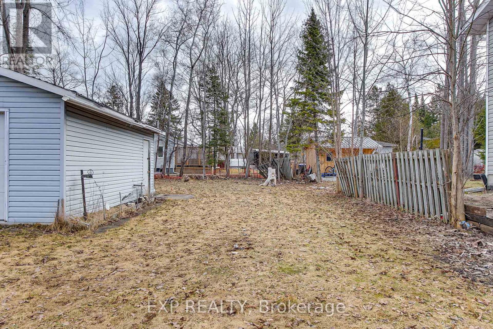 7 60th Street S, Wasaga Beach, Ontario  L9Z 1V9 - Photo 10 - S12461340
