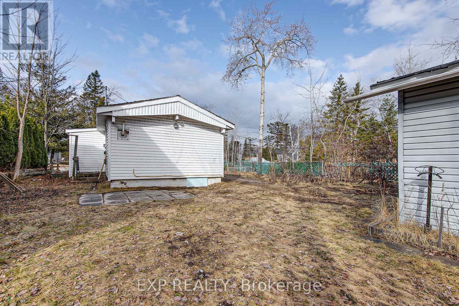7 60th Street S, Wasaga Beach, Ontario  L9Z 1V9 - Photo 15 - S12461340
