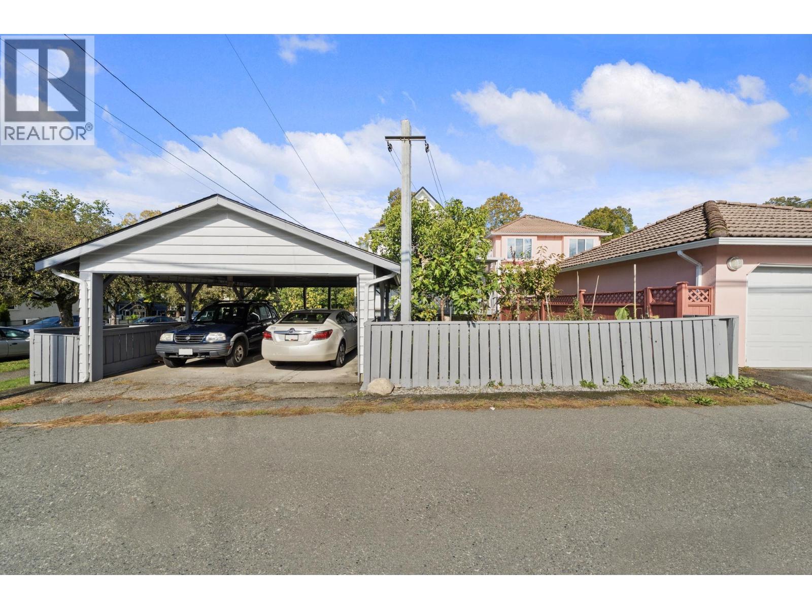 2604 E 19th Avenue, Vancouver, British Columbia  V5M 2S4 - Photo 6 - R3058083