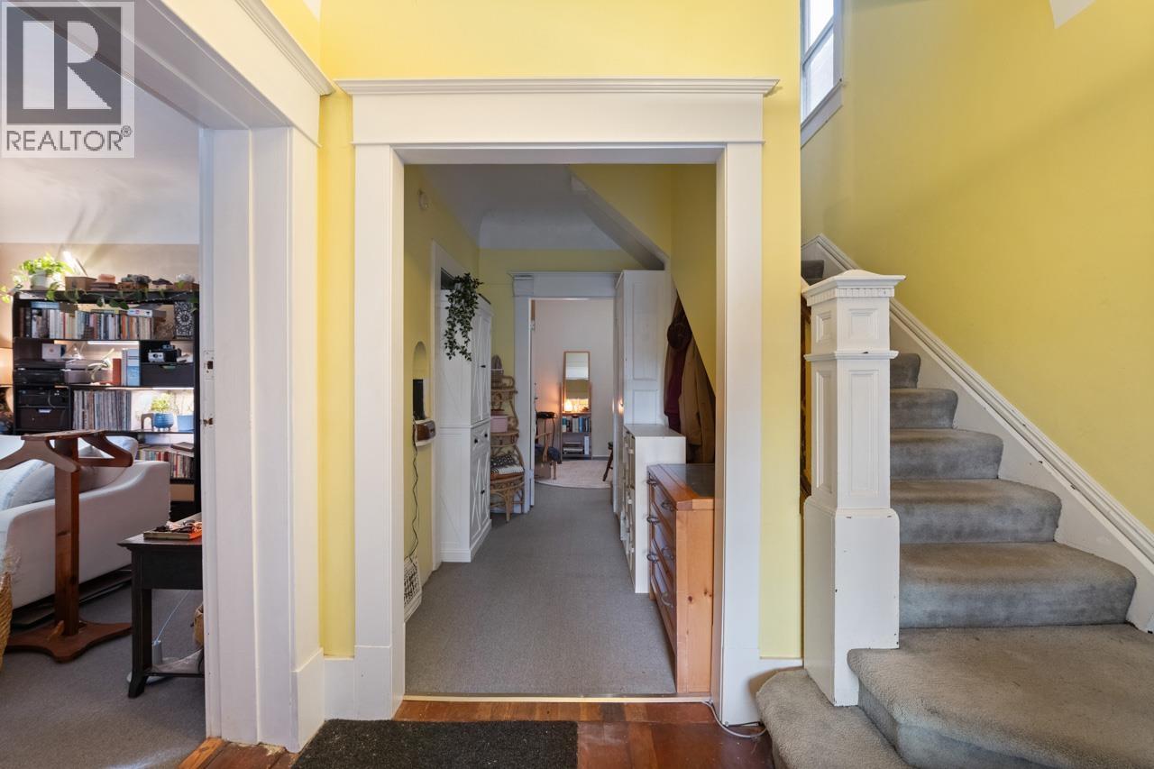 31 W 11th Avenue, Vancouver, British Columbia  V5Y 1S6 - Photo 3 - R3058086