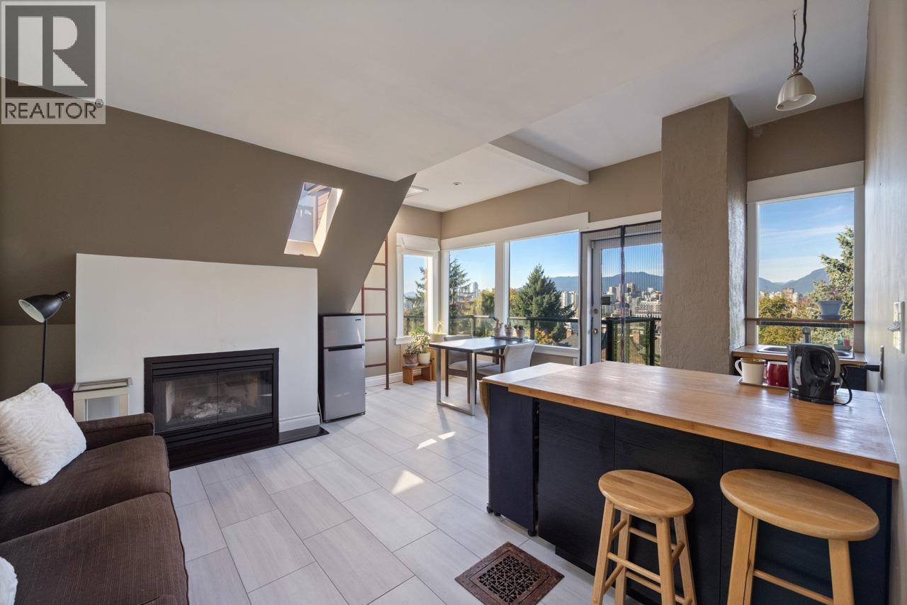 31 W 11th Avenue, Vancouver, British Columbia  V5Y 1S6 - Photo 4 - R3058086