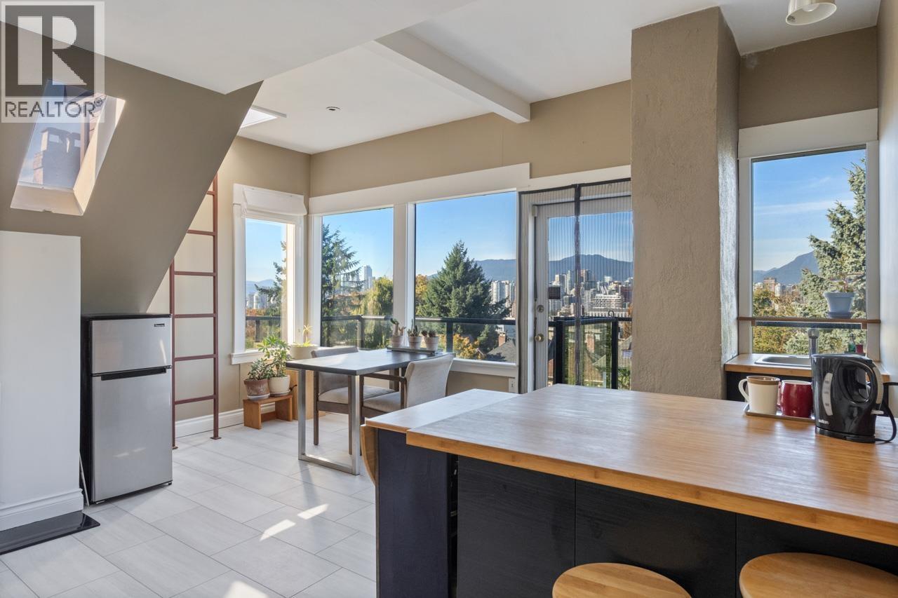 31 W 11th Avenue, Vancouver, British Columbia  V5Y 1S6 - Photo 6 - R3058086