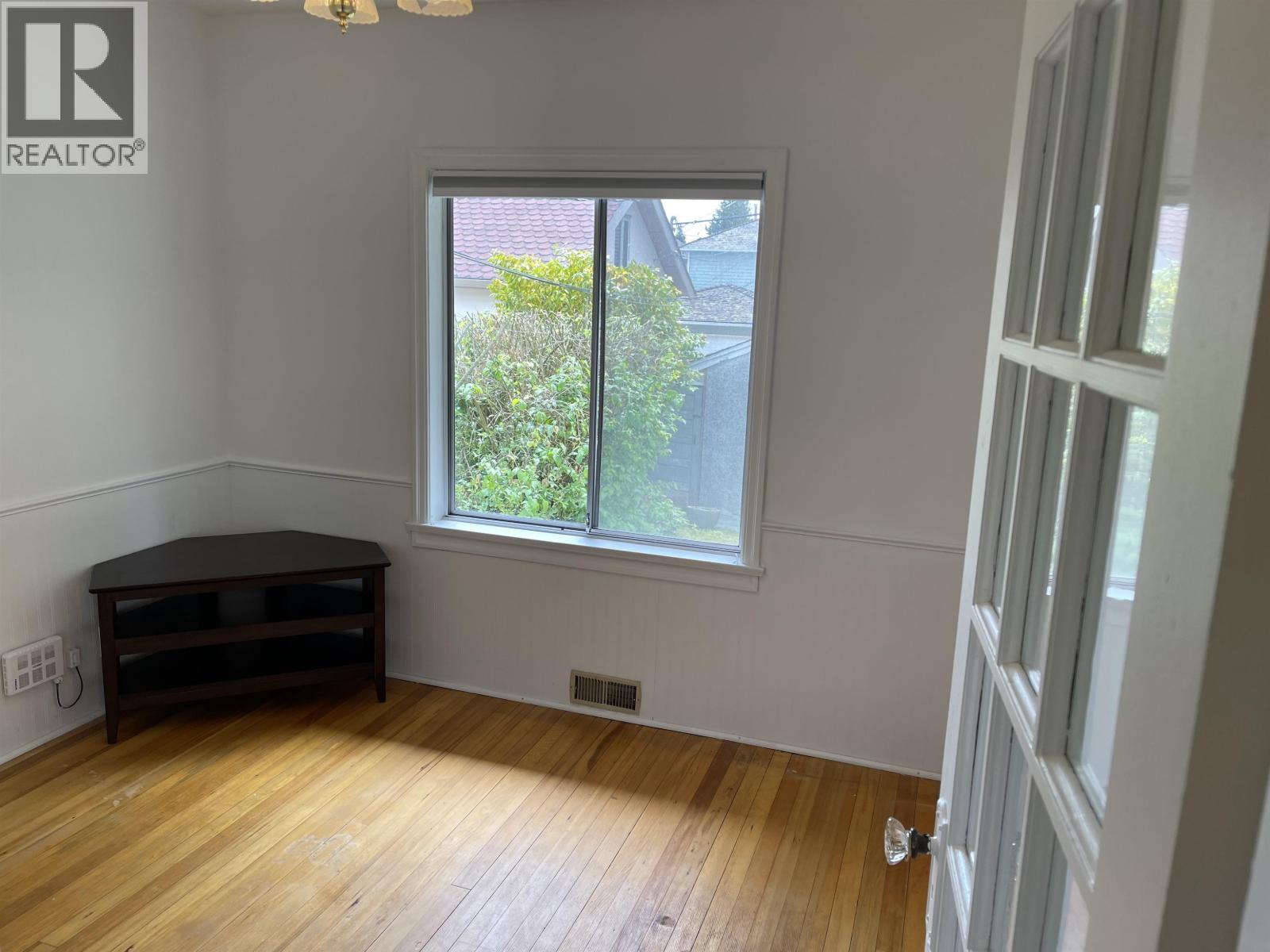 34 W 47th Avenue, Vancouver, British Columbia  V5Y 2X8 - Photo 3 - R3058104