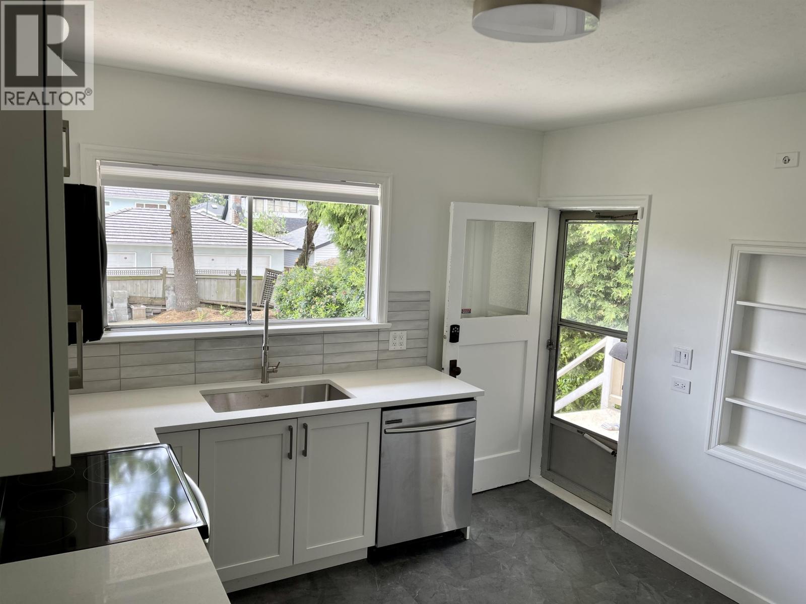 34 W 47th Avenue, Vancouver, British Columbia  V5Y 2X8 - Photo 5 - R3058104