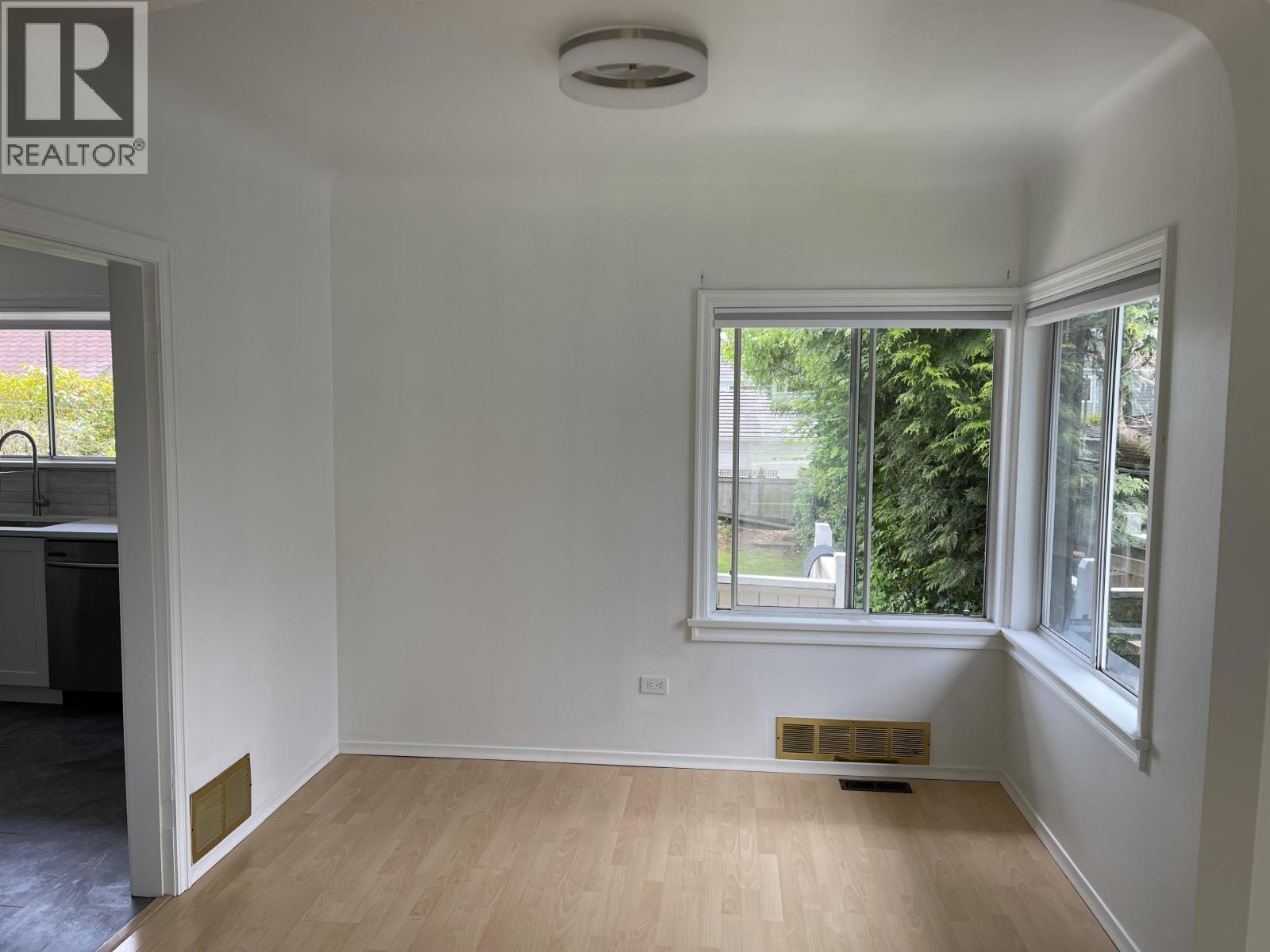 34 W 47th Avenue, Vancouver, British Columbia  V5Y 2X8 - Photo 8 - R3058104