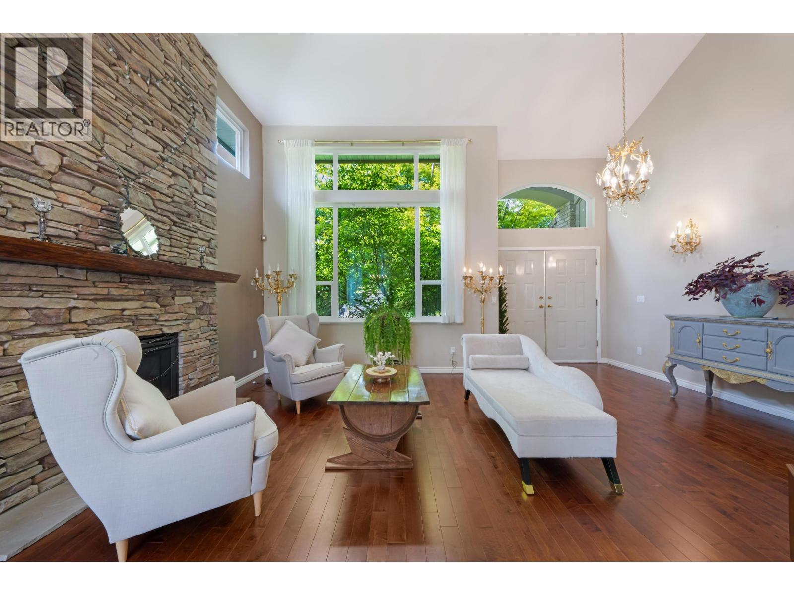 6 Linden Street, Port Moody, British Columbia  V3H 5C1 - Photo 4 - R3058112