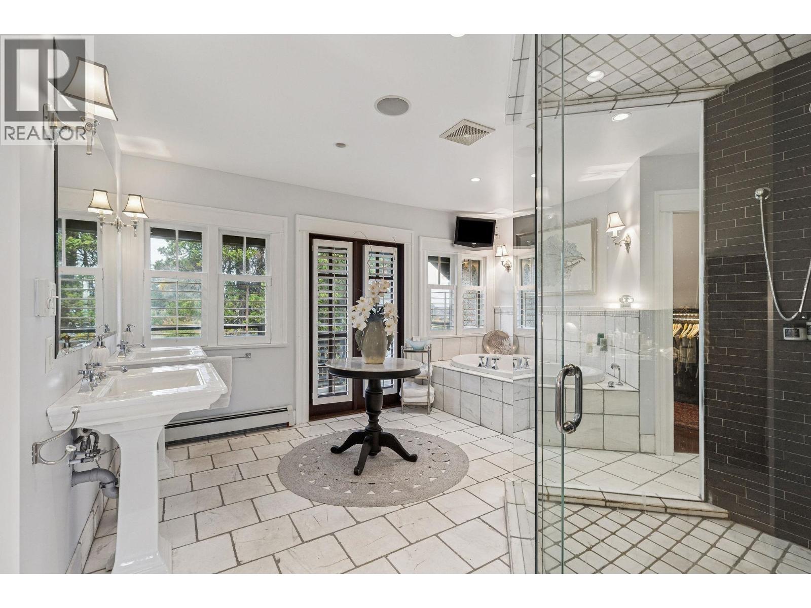 745 Grand Boulevard, North Vancouver, British Columbia  V7L 3W3 - Photo 20 - R3058114