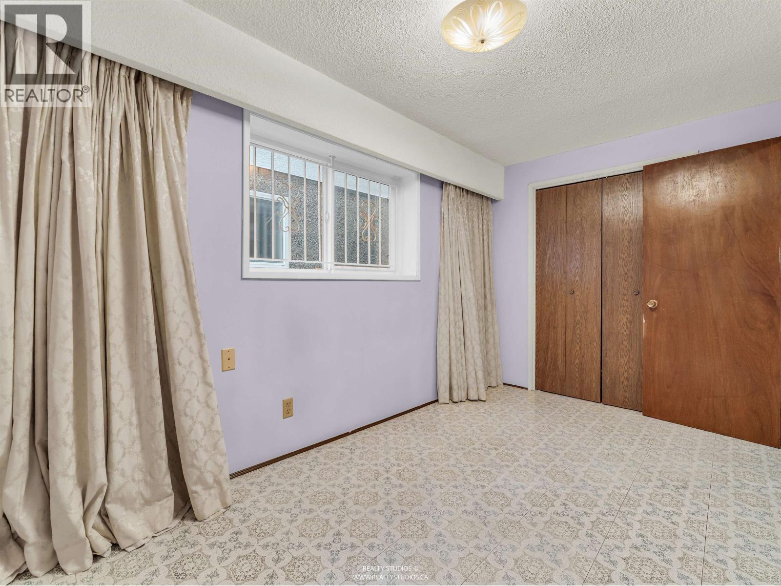 85 W 63rd Avenue, Vancouver, British Columbia  V5X 2H7 - Photo 11 - R3058119
