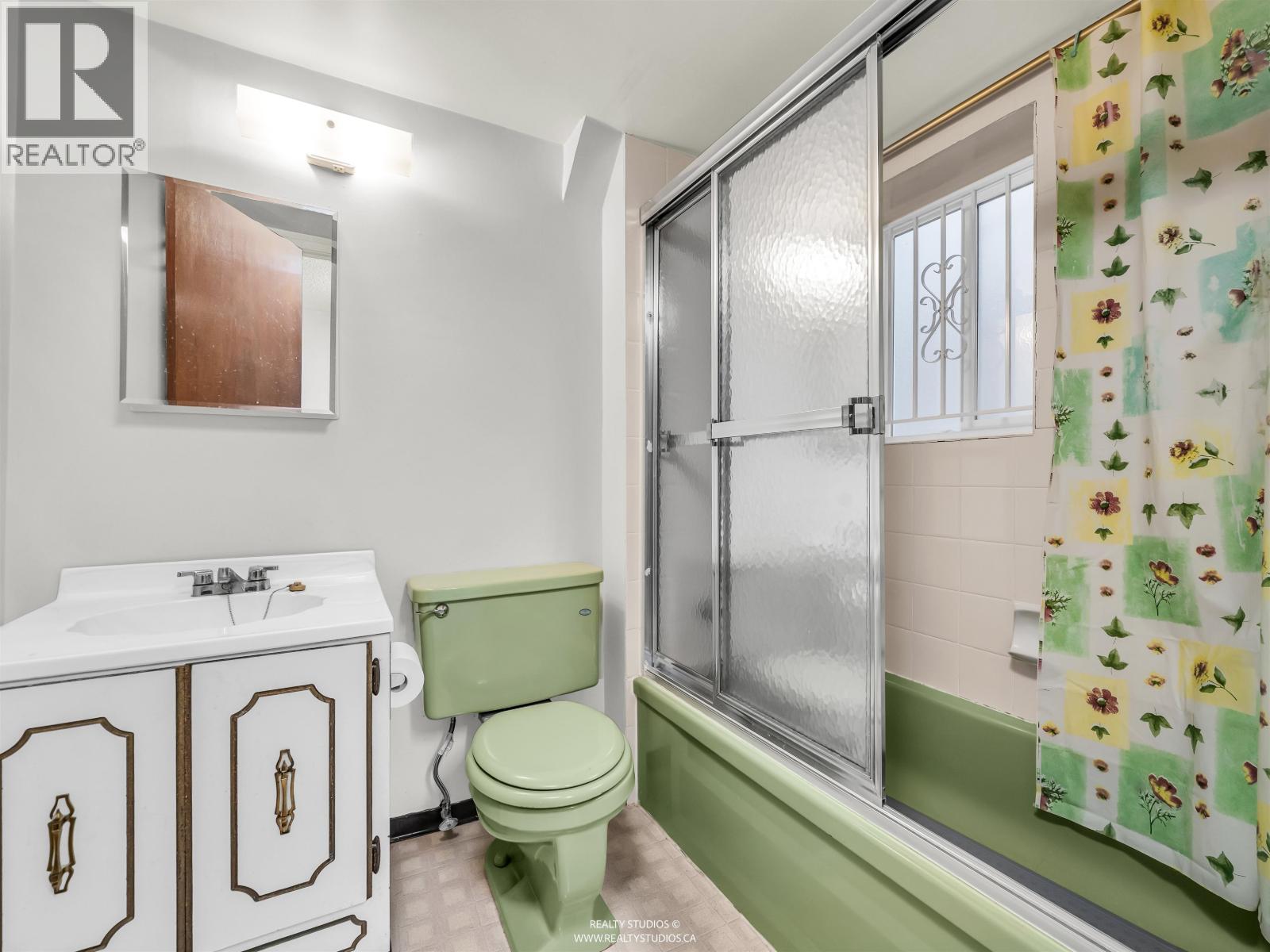 85 W 63rd Avenue, Vancouver, British Columbia  V5X 2H7 - Photo 8 - R3058119