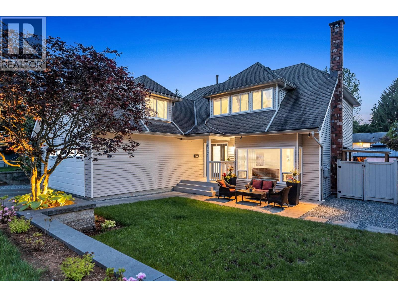 2021 Rufus Drive, North Vancouver, British Columbia  V7J 3N2 - Photo 2 - R3048449