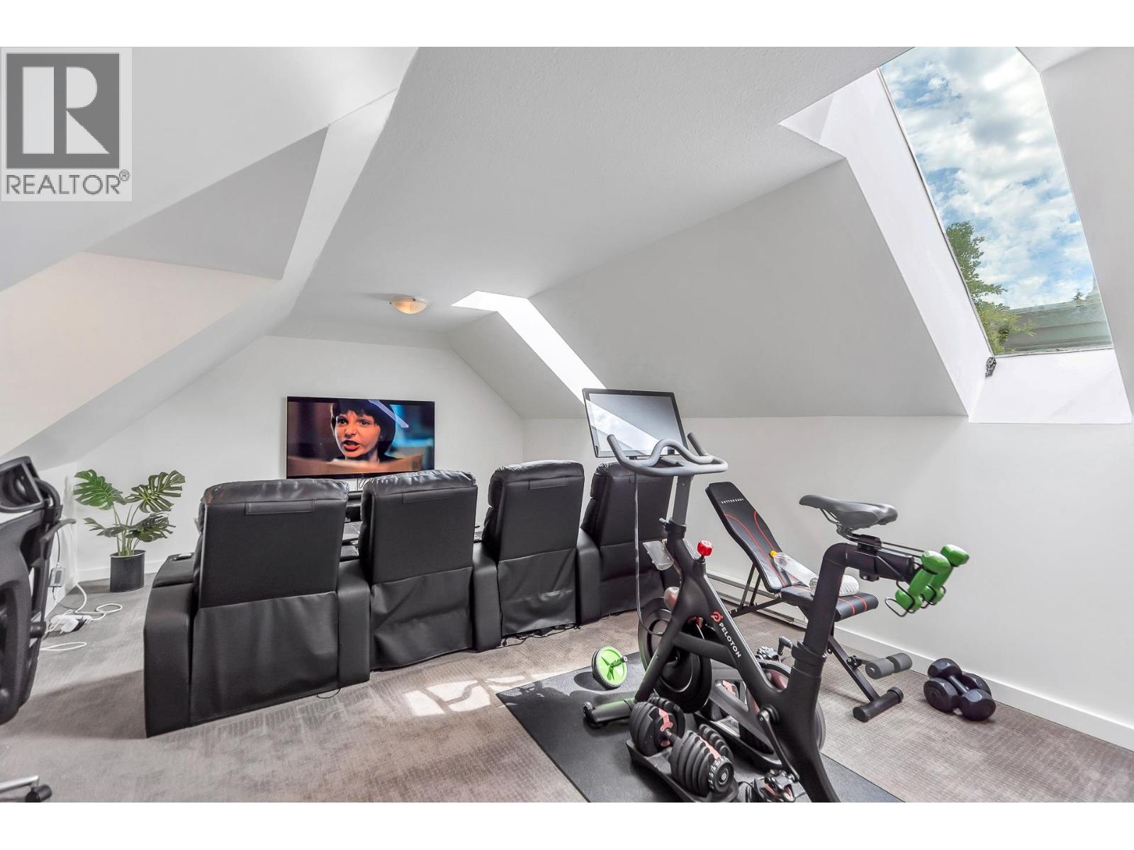 2021 Rufus Drive, North Vancouver, British Columbia  V7J 3N2 - Photo 19 - R3048449