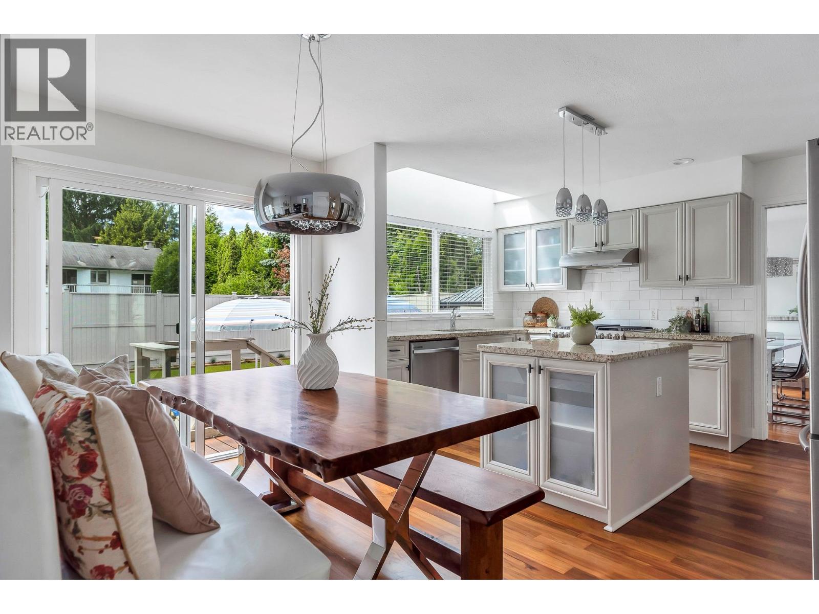 2021 Rufus Drive, North Vancouver, British Columbia  V7J 3N2 - Photo 14 - R3048449