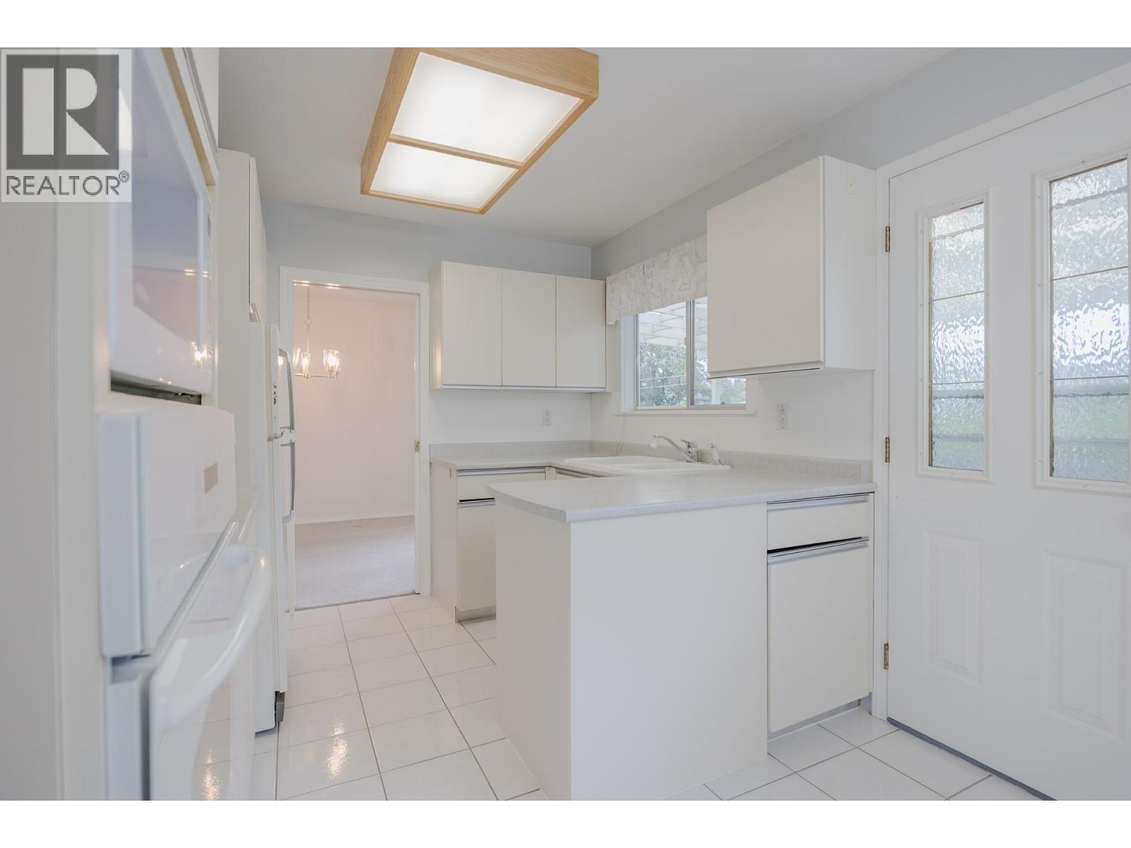 1589 Haversley Avenue, Coquitlam, British Columbia  V3J 1V7 - Photo 3 - R3057932
