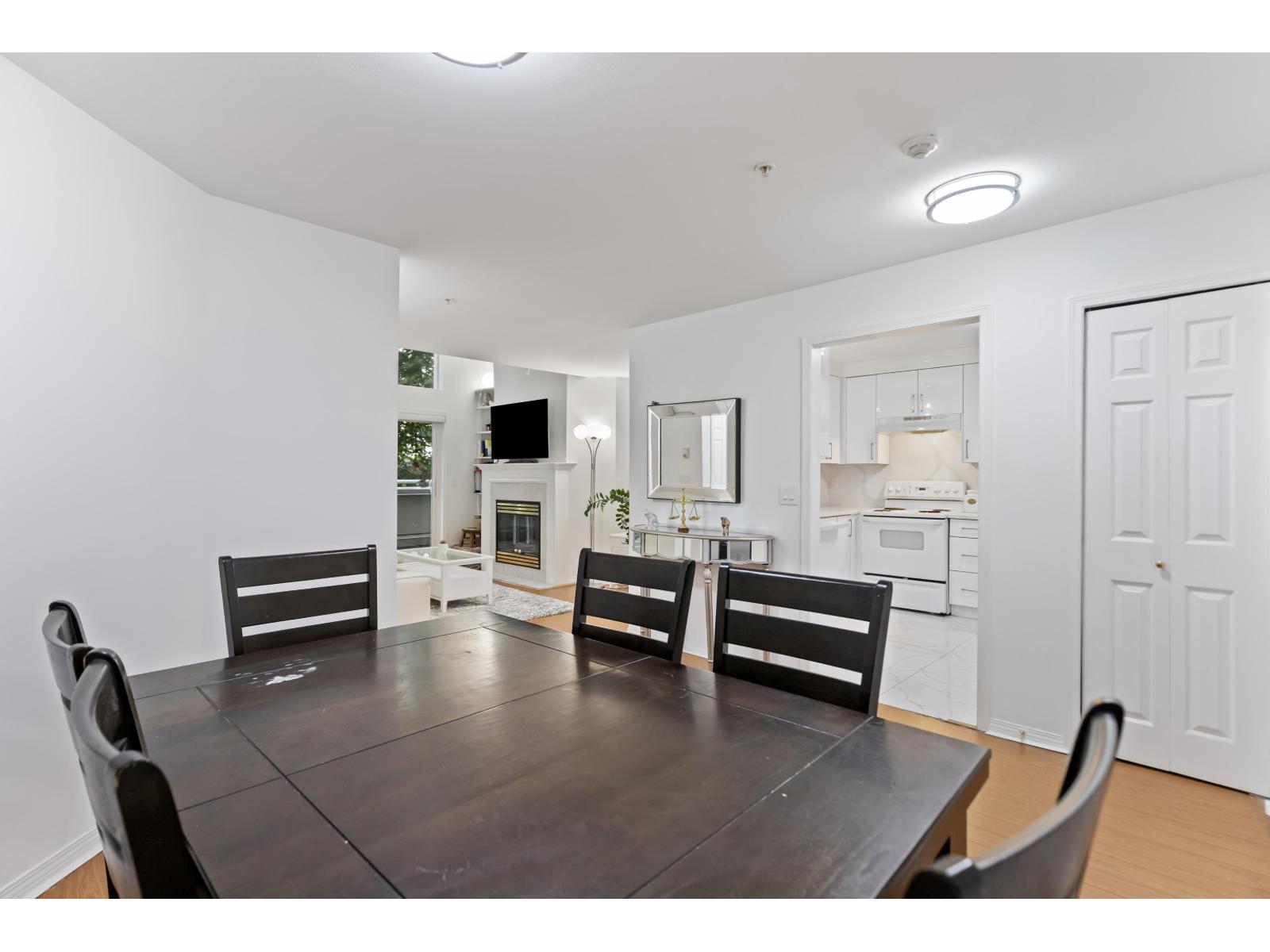 404 12125 75a Avenue, Surrey, British Columbia  V3W 1B9 - Photo 5 - R3057745