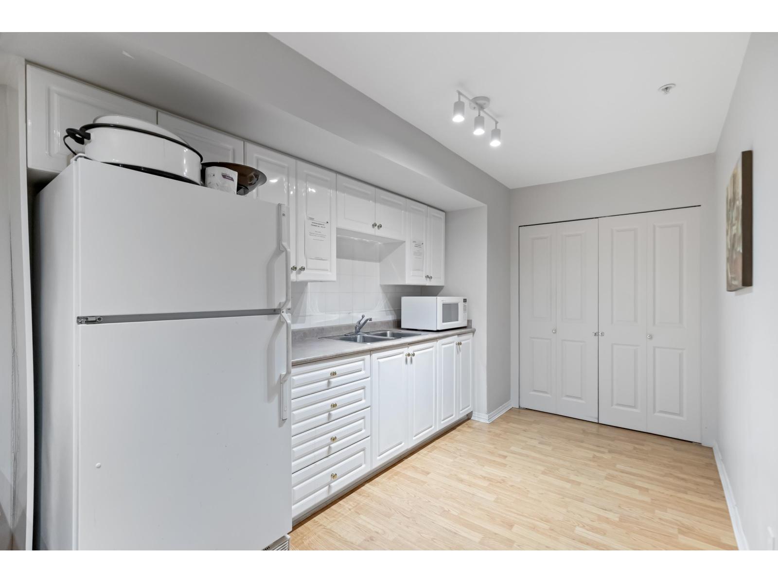 404 12125 75a Avenue, Surrey, British Columbia  V3W 1B9 - Photo 23 - R3057745