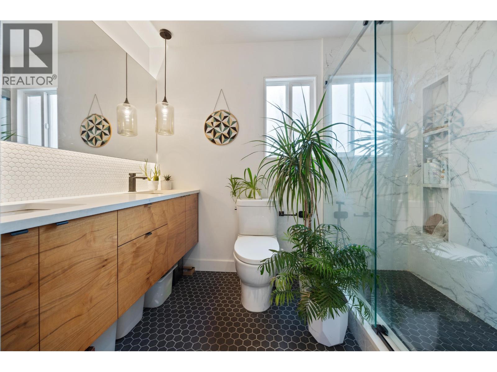 4931 Woodsworth Street, Burnaby, British Columbia  V5G 1S3 - Photo 20 - R3058034