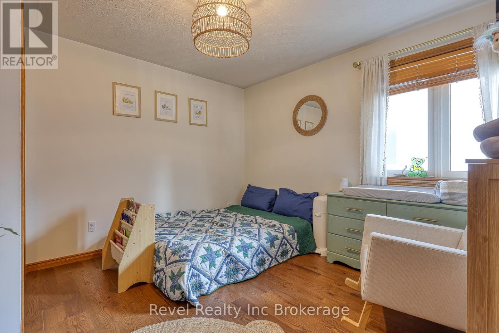 122 Hemlock Road, Ingersoll, Ontario  N5C 3Z6 - Photo 13 - X12407058