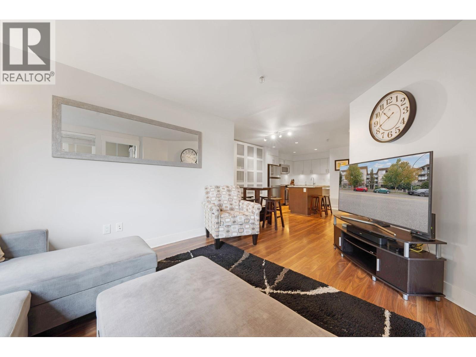 213 85 Eighth Avenue, New Westminster, British Columbia  V3L 0E9 - Photo 17 - R3057872