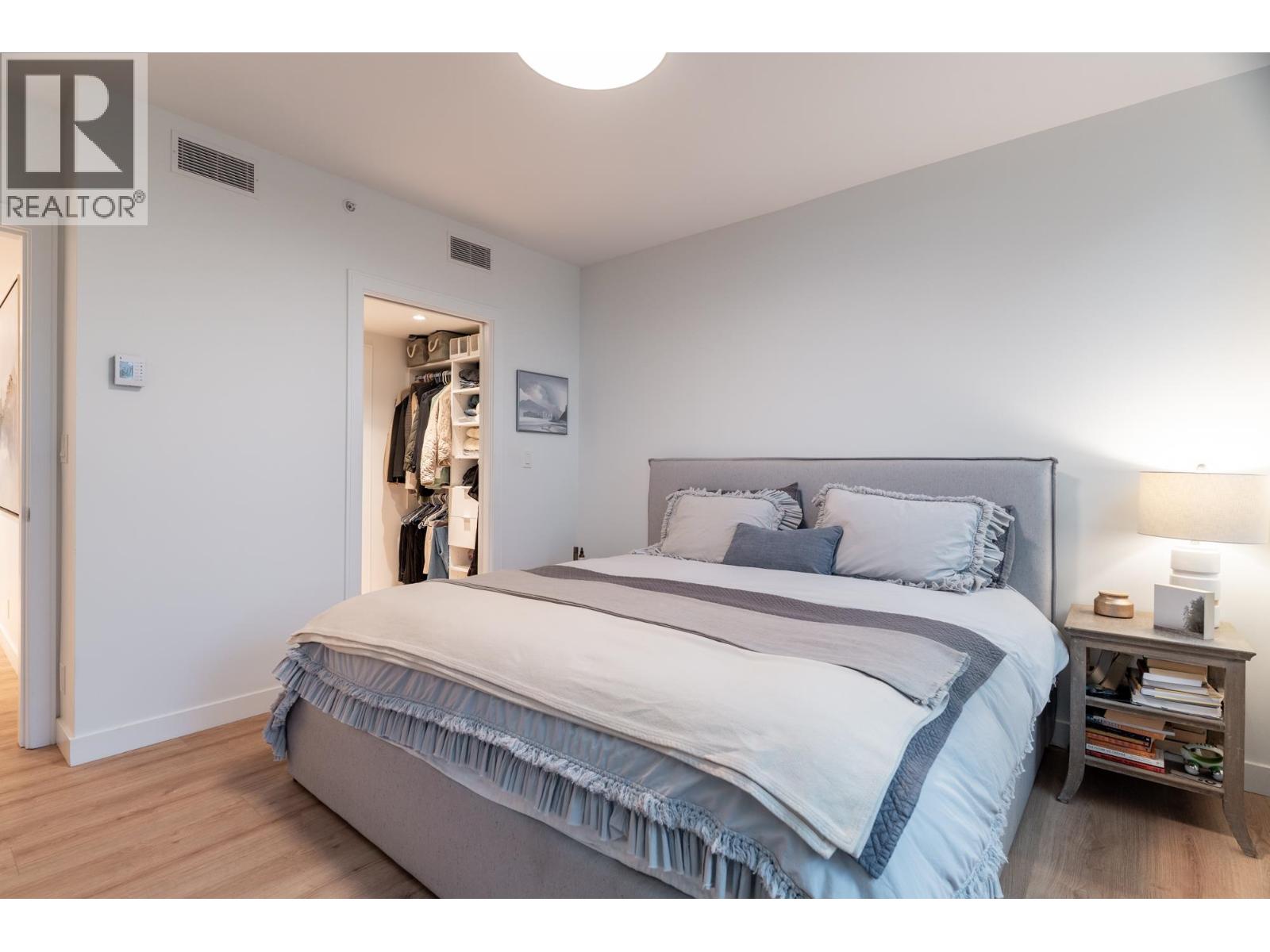 706 1500 Fern Street, North Vancouver, British Columbia  V7J 0E6 - Photo 4 - R3058073