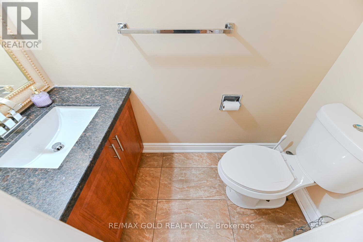 22 Niagara Place, Brampton (Westgate), Ontario  L6S 4Z1 - Photo 15 - W12461291