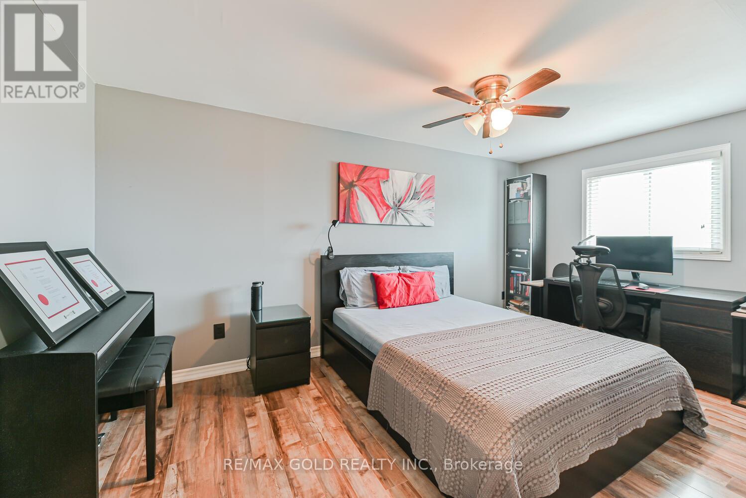 22 Niagara Place, Brampton (Westgate), Ontario  L6S 4Z1 - Photo 18 - W12461291
