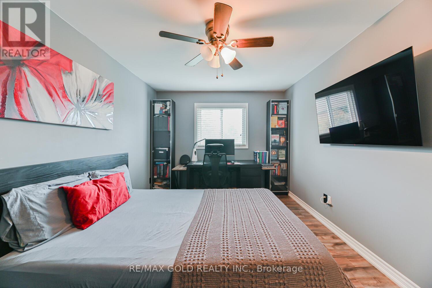 22 Niagara Place, Brampton (Westgate), Ontario  L6S 4Z1 - Photo 19 - W12461291