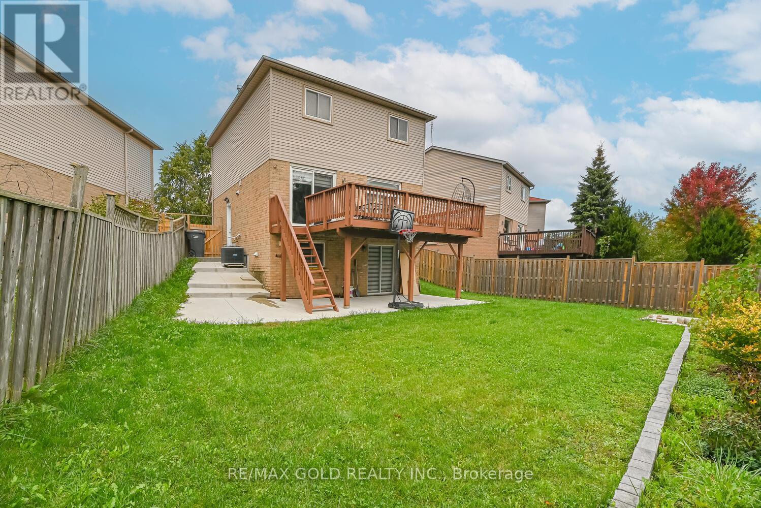 22 Niagara Place, Brampton (Westgate), Ontario  L6S 4Z1 - Photo 42 - W12461291