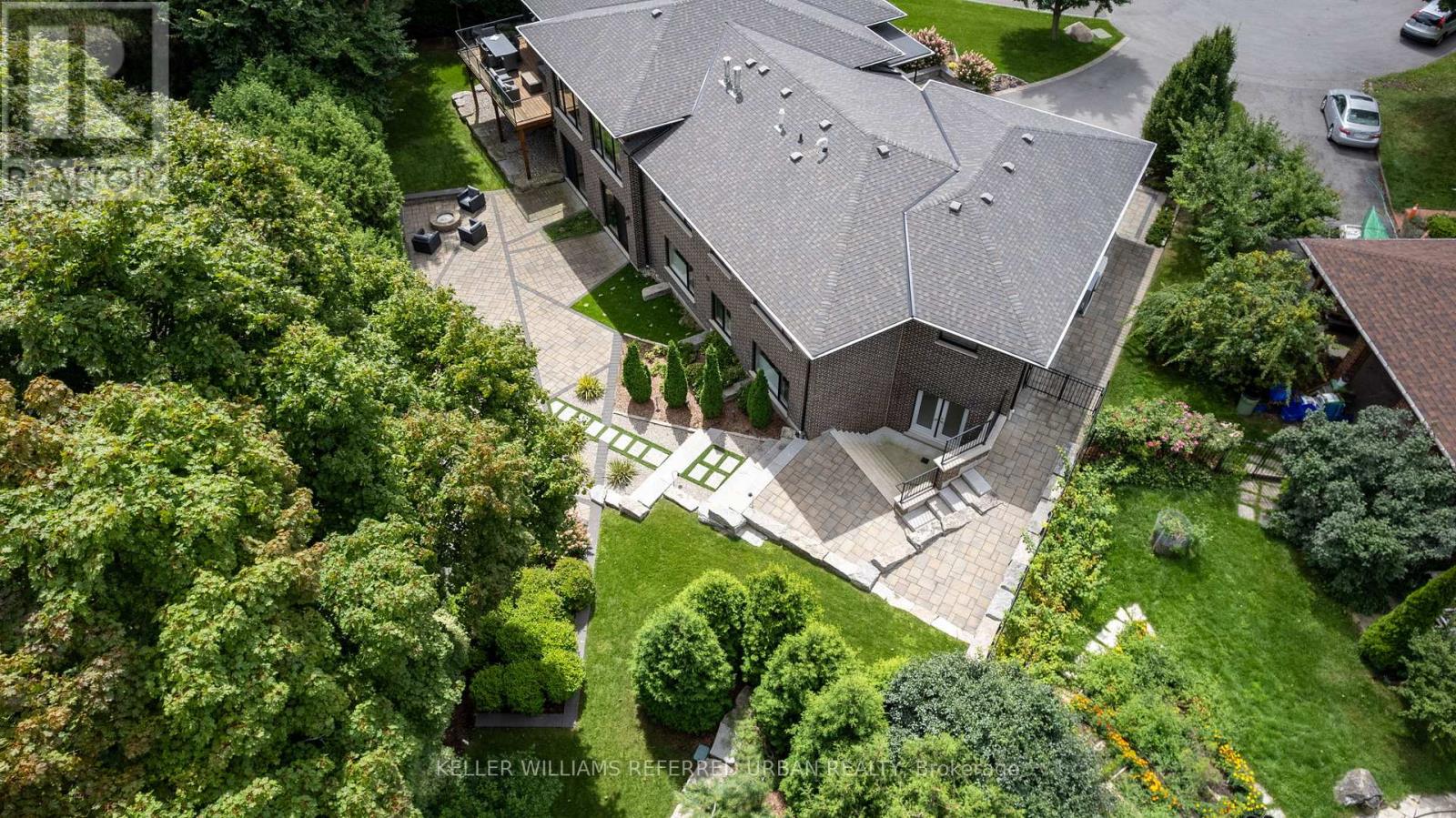 18 Plumbstead Court, Toronto, Ontario  M9A 1V5 - Photo 14 - W12461327