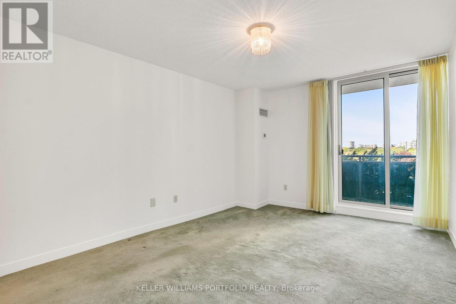 710 - 820 Burnhamthorpe Road, Toronto (Markland Wood), Ontario  M9C 4W2 - Photo 20 - W12461332
