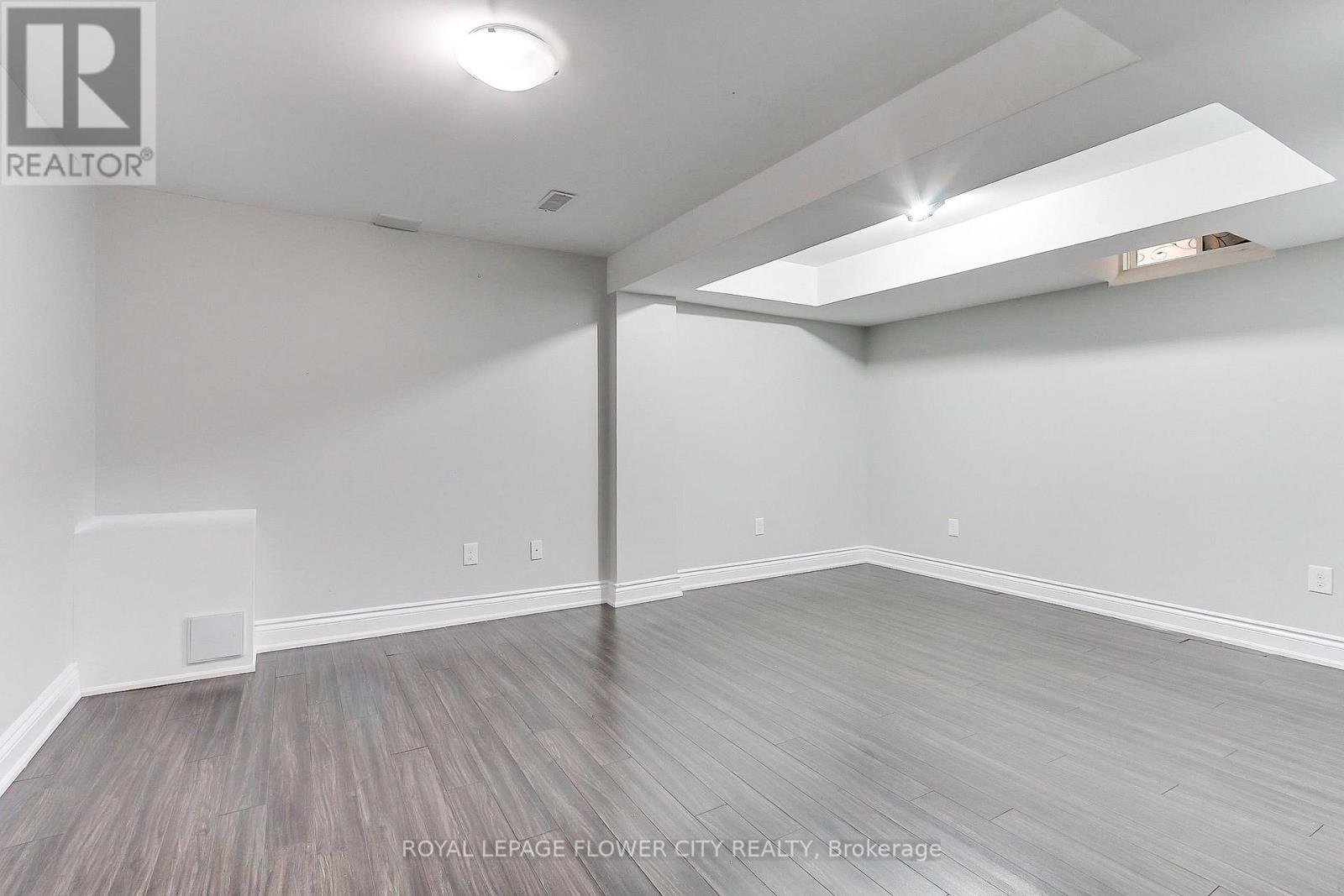 6 Studebaker Trail, Brampton (Fletcher's Meadow), Ontario  L7A 3A2 - Photo 39 - W12461345