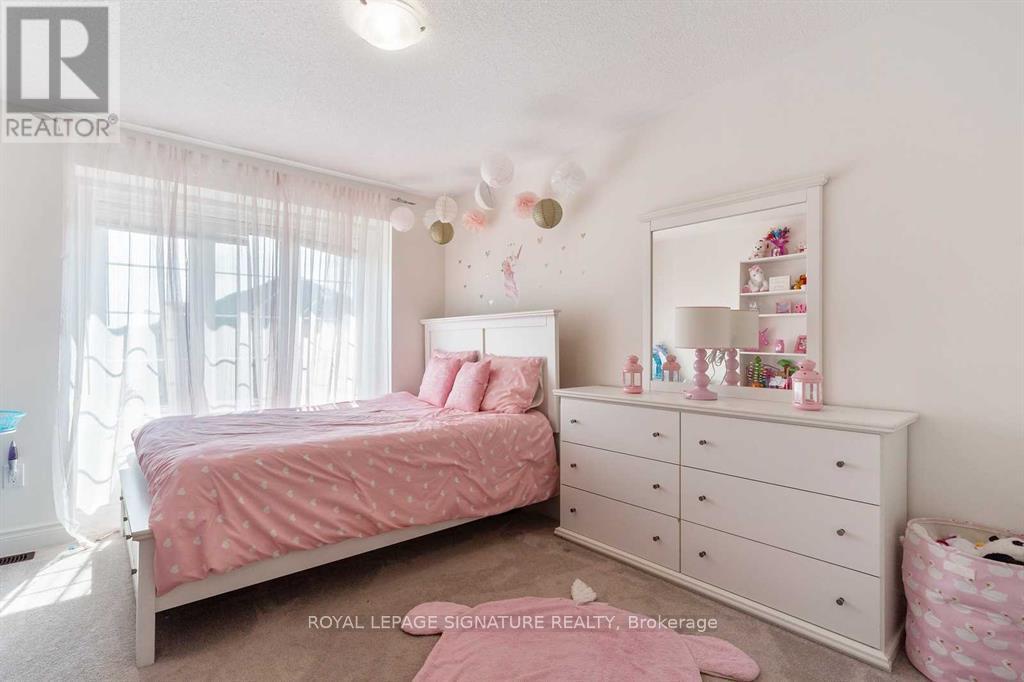 433 Izumi Gate, Milton, Ontario  L9T 2X5 - Photo 10 - W12461346
