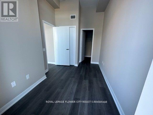 601 - 3900 Confederation Parkway, Mississauga, Ontario  L5B 0M3 - Photo 14 - W12461352