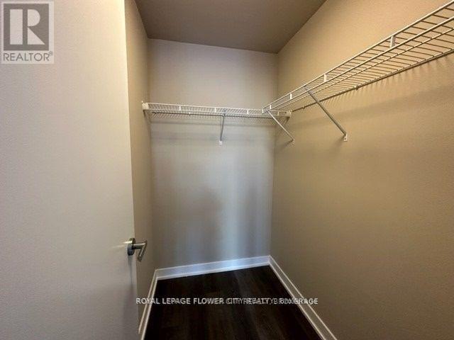 601 - 3900 Confederation Parkway, Mississauga, Ontario  L5B 0M3 - Photo 17 - W12461352