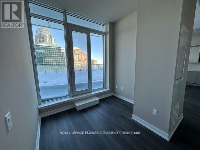 601 - 3900 Confederation Parkway, Mississauga, Ontario  L5B 0M3 - Photo 18 - W12461352