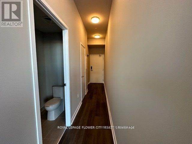 601 - 3900 Confederation Parkway, Mississauga, Ontario  L5B 0M3 - Photo 19 - W12461352
