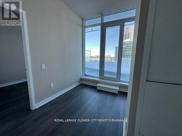 601 - 3900 Confederation Parkway, Mississauga, Ontario  L5B 0M3 - Photo 9 - W12461352