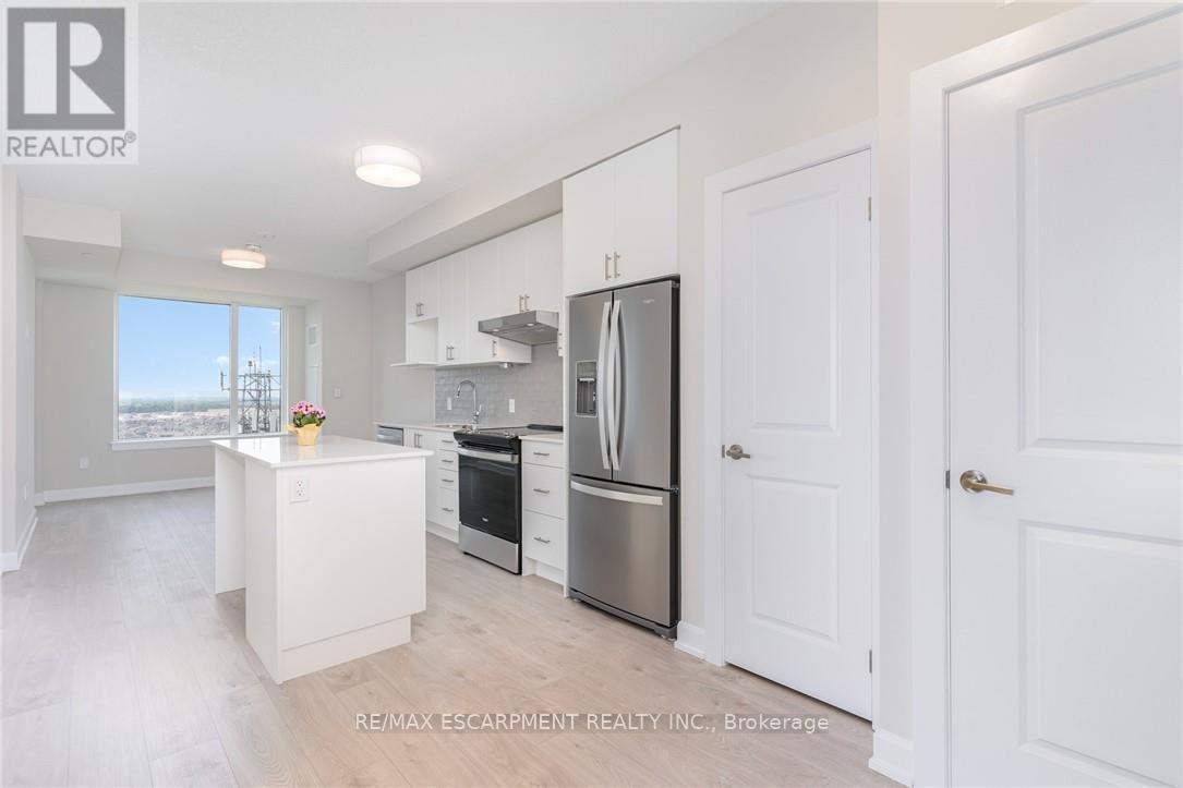 1702 - 3220 William Coltson Avenue, Oakville, Ontario  L6H 7X9 - Photo 4 - W12461353