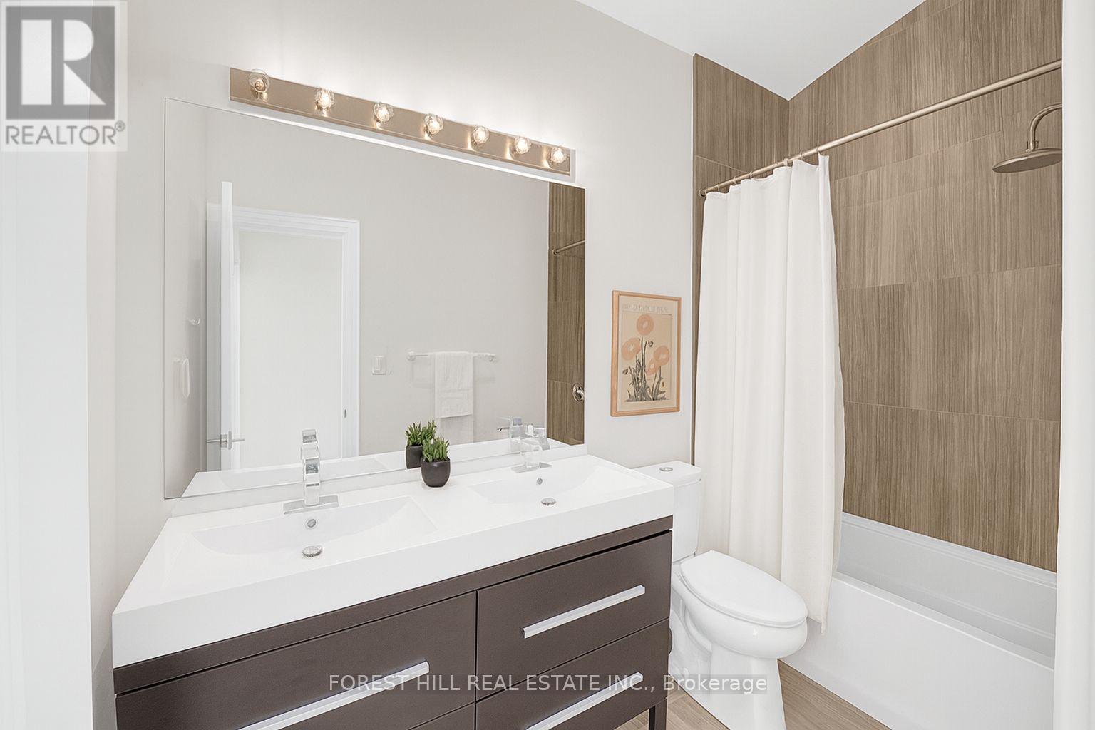 1070 Briar Hill Avenue, Toronto (Briar Hill-Belgravia), Ontario  M6B 1M7 - Photo 16 - W12461385