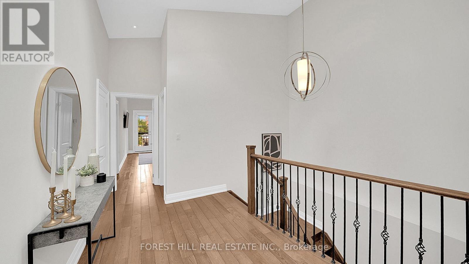1070 Briar Hill Avenue, Toronto (Briar Hill-Belgravia), Ontario  M6B 1M7 - Photo 9 - W12461385