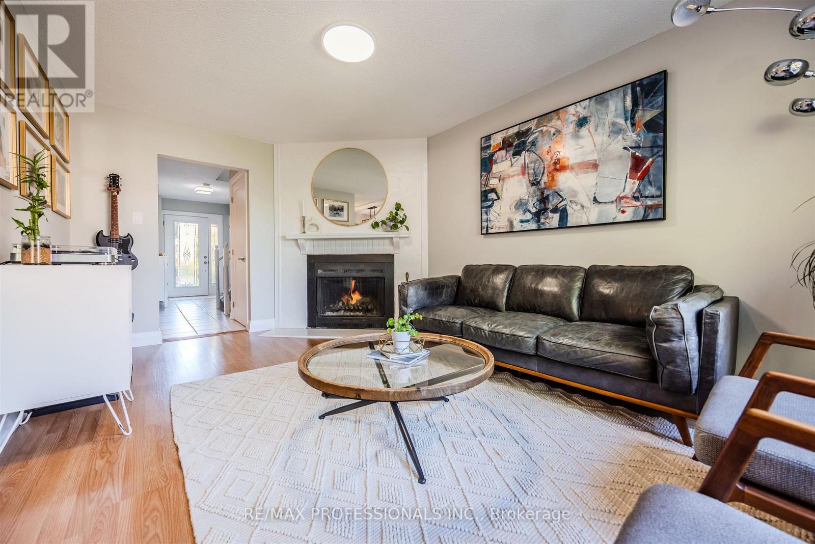 1063 Raintree Lane, Mississauga (Lorne Park), Ontario  L5H 4A1 - Photo 10 - W12461389
