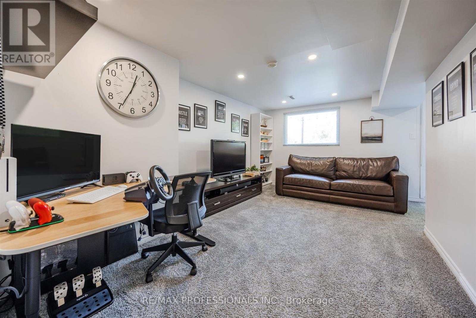 1063 Raintree Lane, Mississauga (Lorne Park), Ontario  L5H 4A1 - Photo 36 - W12461389