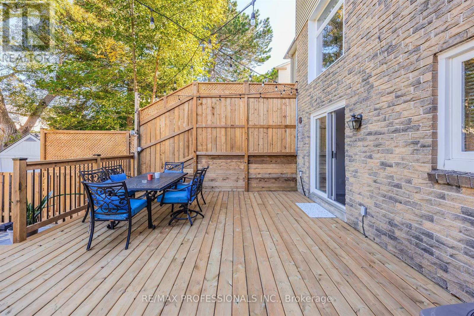 1063 Raintree Lane, Mississauga (Lorne Park), Ontario  L5H 4A1 - Photo 41 - W12461389