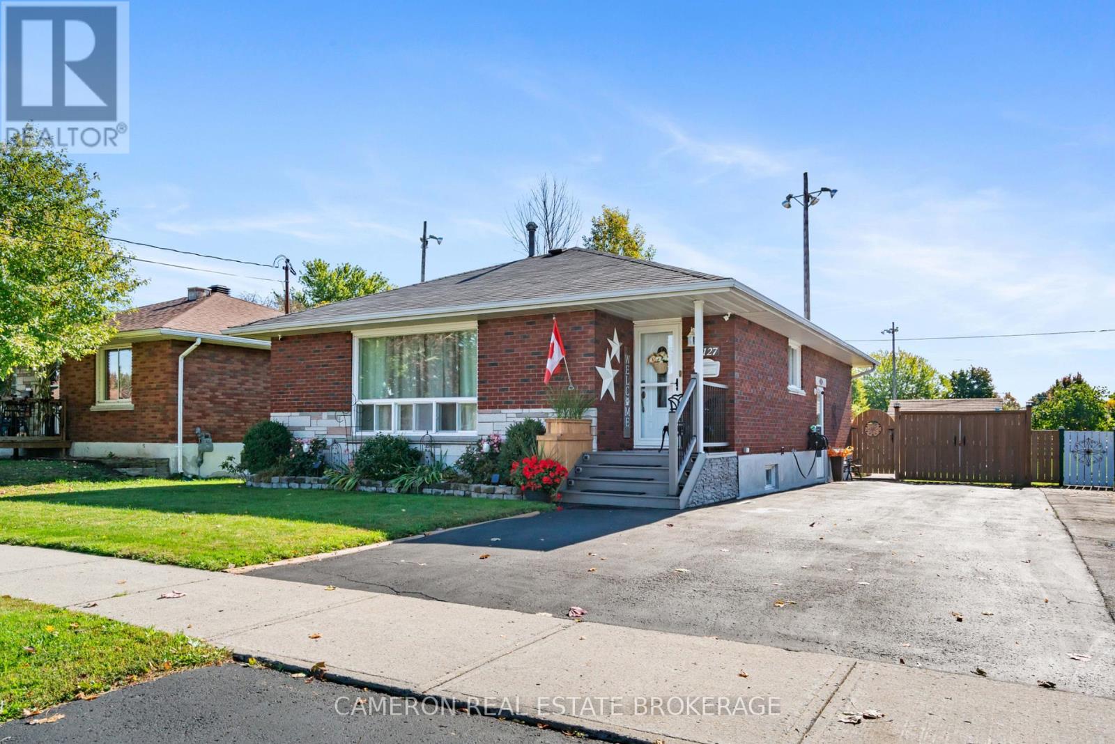 1127 FOURTH STREET E, Cornwall, Ontario