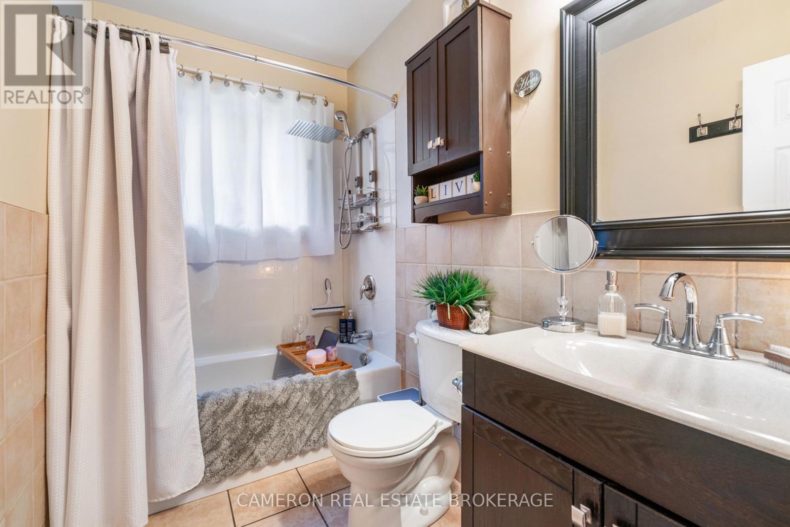 1127 Fourth Street E, Cornwall, Ontario  K6H 2K5 - Photo 16 - X12461436