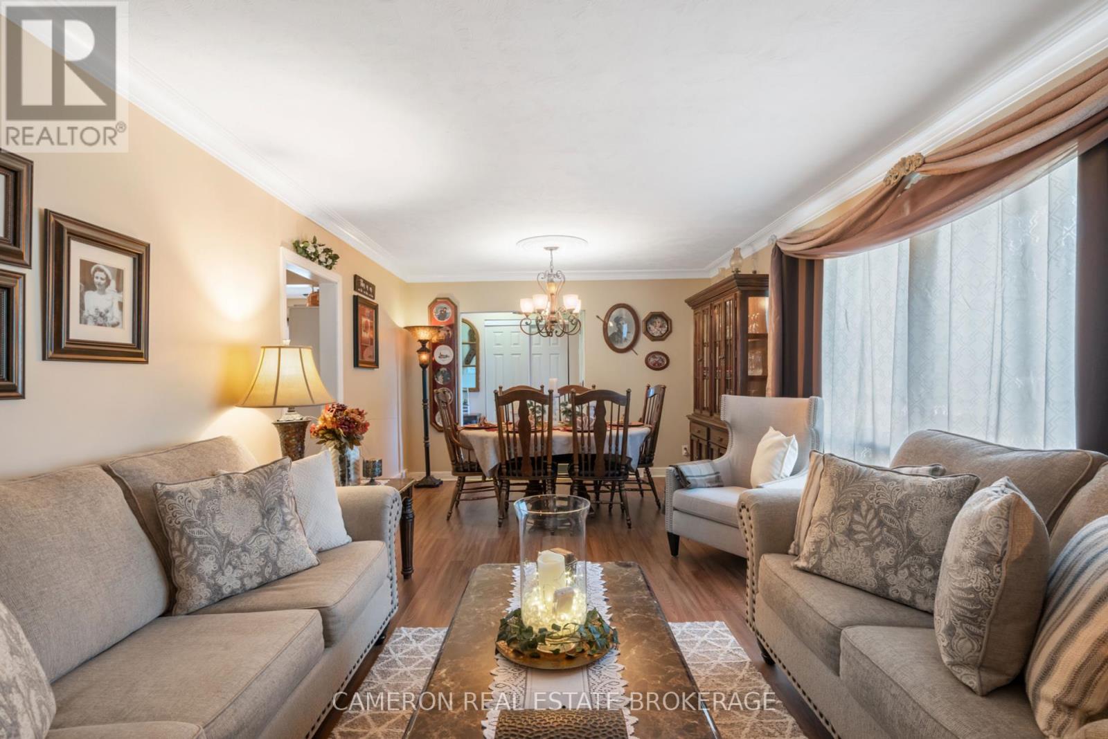 1127 Fourth Street E, Cornwall, Ontario  K6H 2K5 - Photo 4 - X12461436