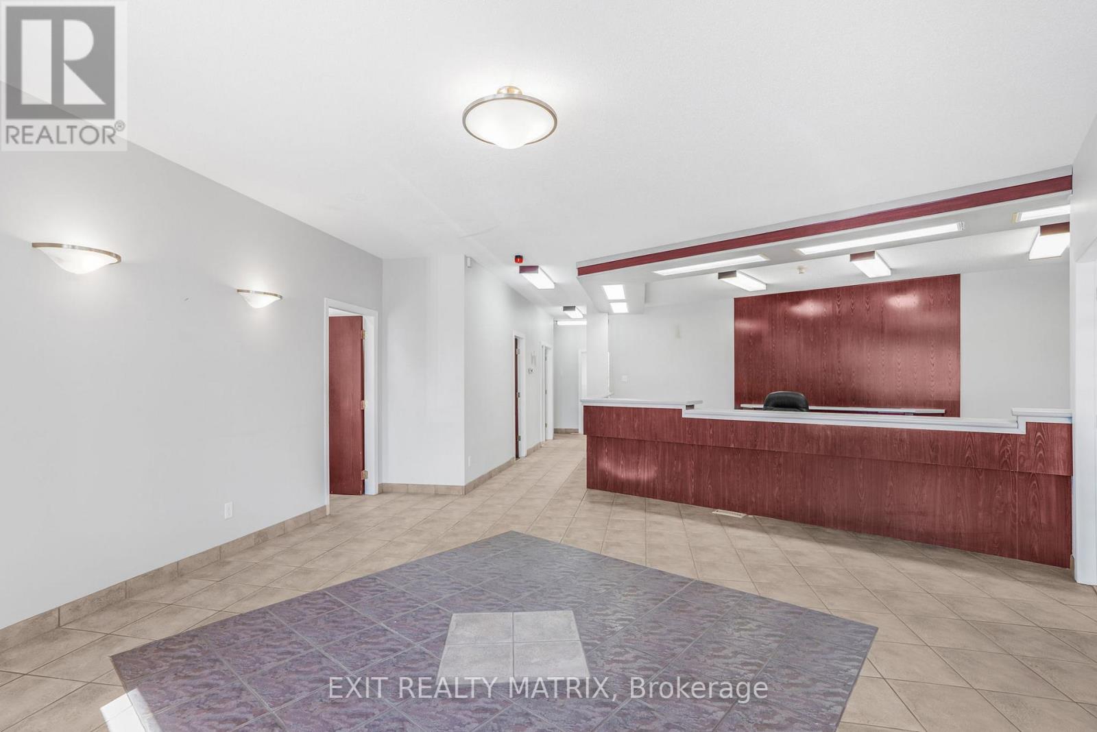 500 - 1 Main Street E, Hawkesbury, Ontario  K6A 1A1 - Photo 7 - X12461461